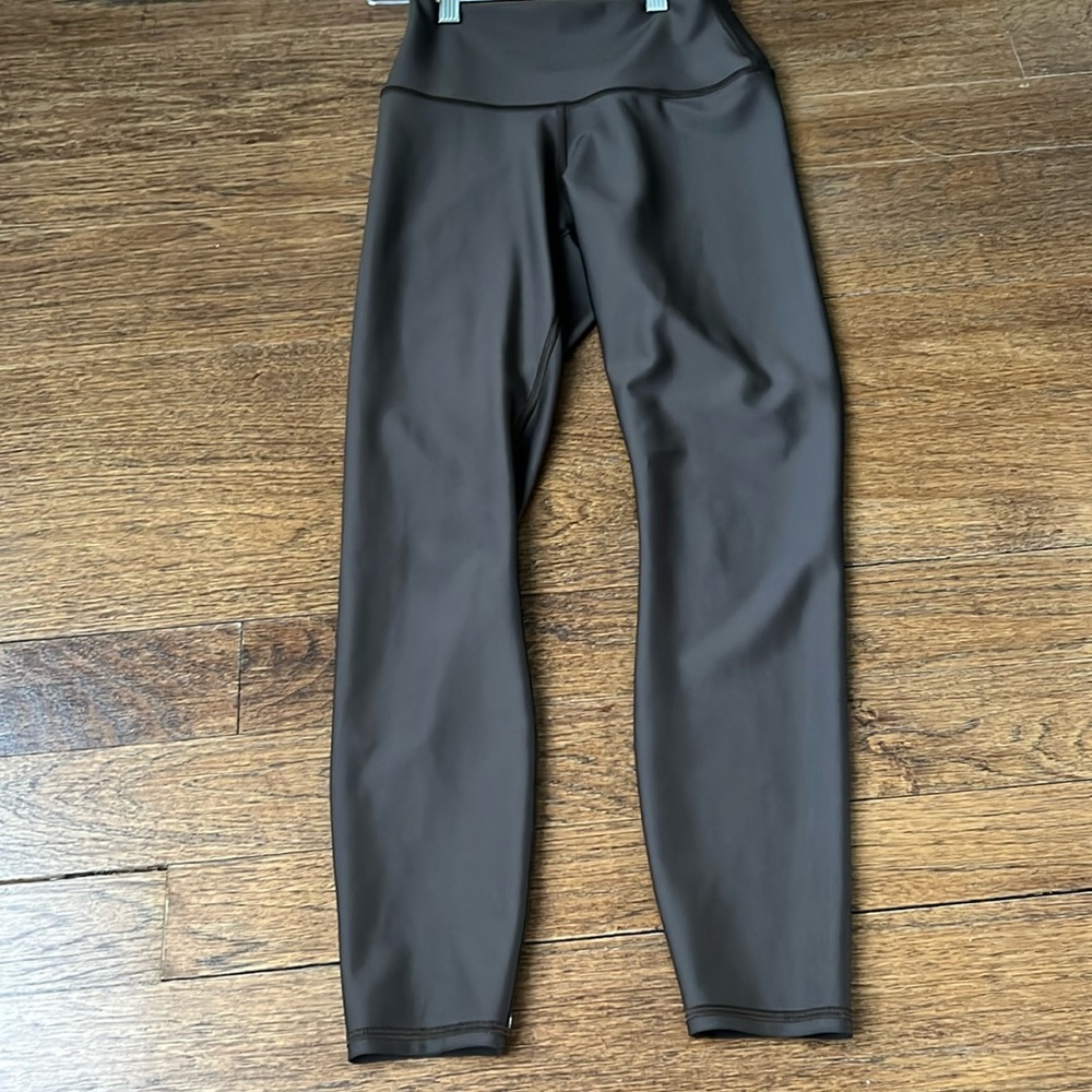 All airlift leggings.  7/8. Cocoa brown.  Size XS
